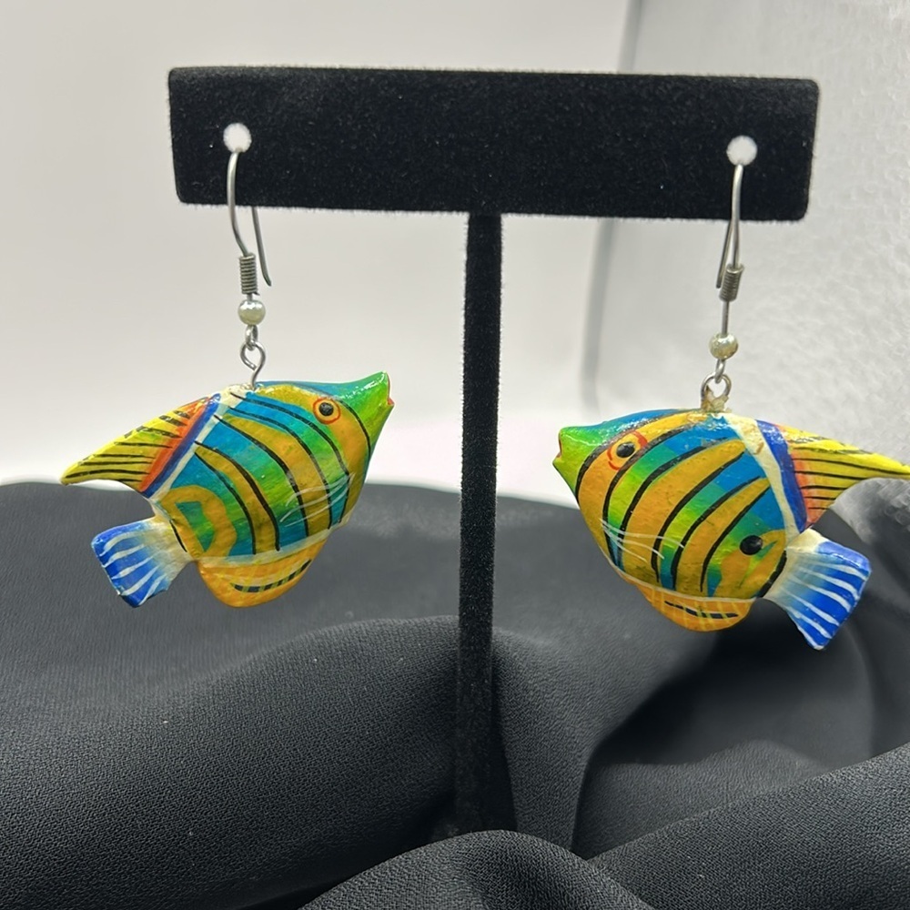 Colorful Fish and Shell Earrings - Picture 3 of 8